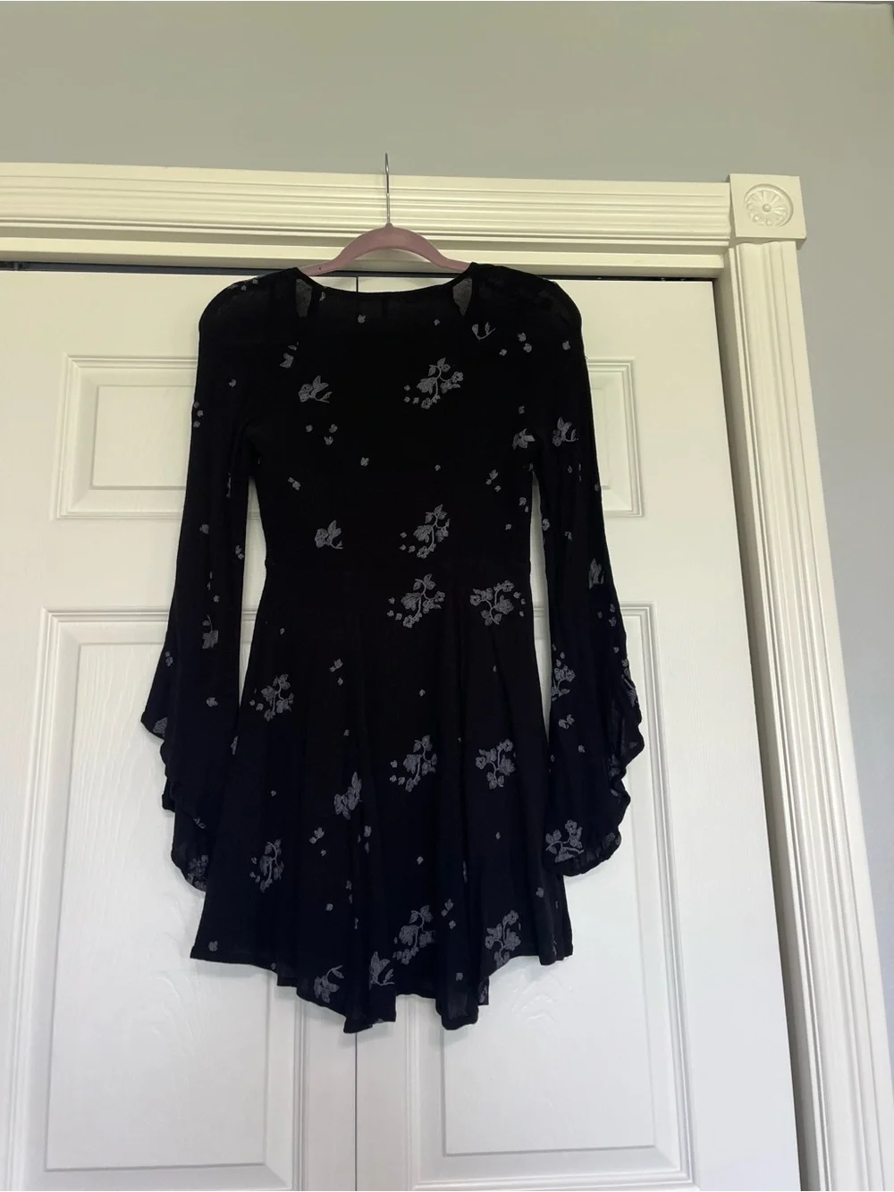 Free People Black Floral V-Neck Long Sleeve Jasmine Mini Dress